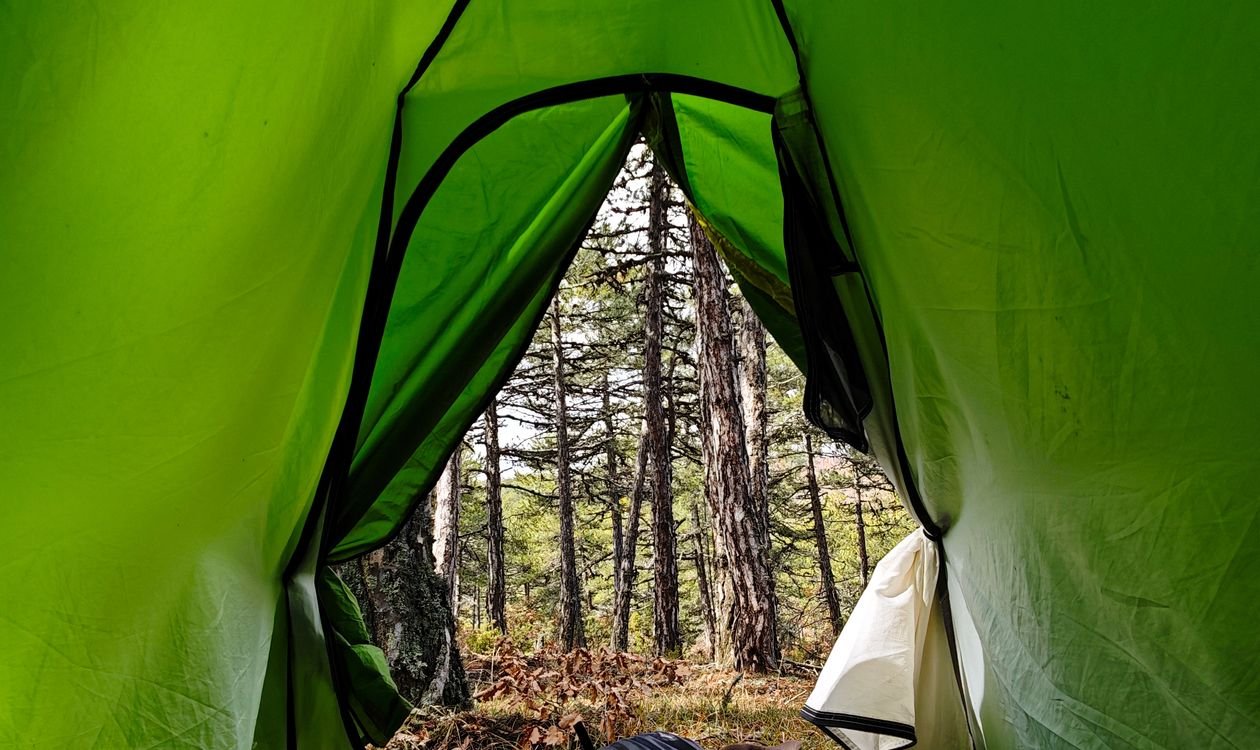 Tienda camping bosque