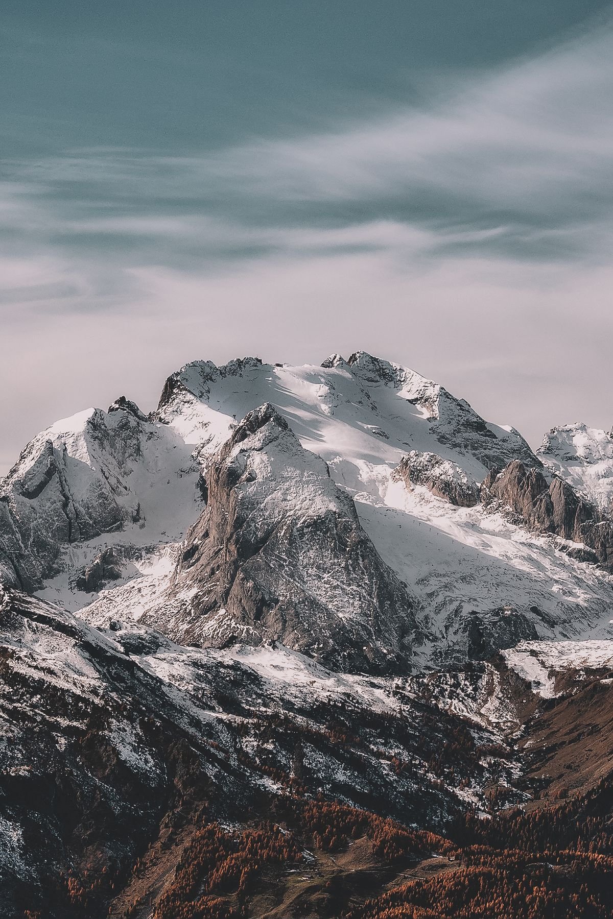 Paisaje de montaña en parque nacional español