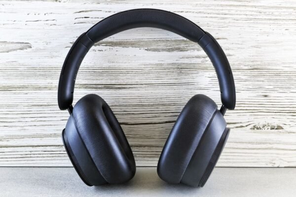 Auriculares con cancelación de ruido para viajar