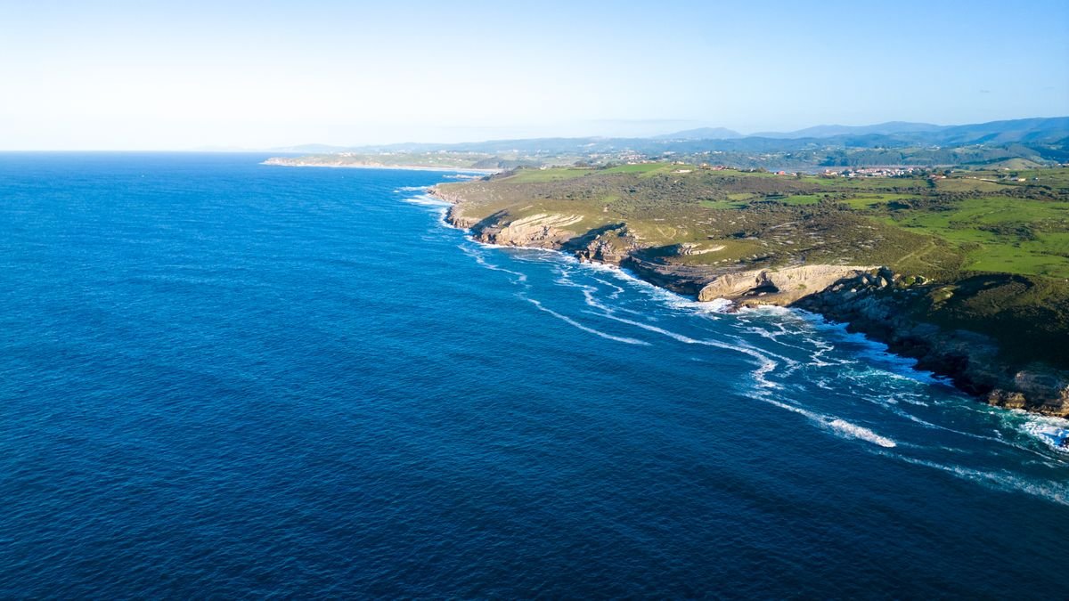 Costa cantábrica desde el aire
