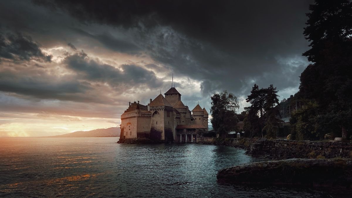 Castillo de Chillon a orillas del Lago Lemán